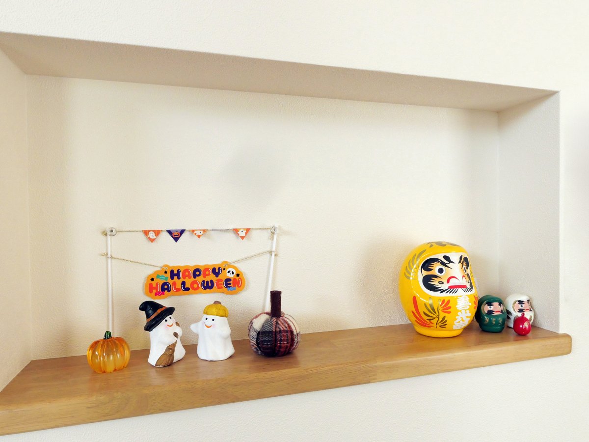 明るく風通しのいいリビング、ニッチや造作棚など細かな希望も叶えた理想の住まい