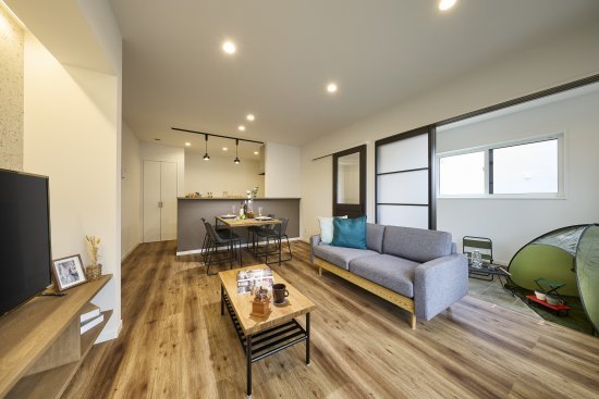 土間から始まる、遊び心と暮らしが融合した家